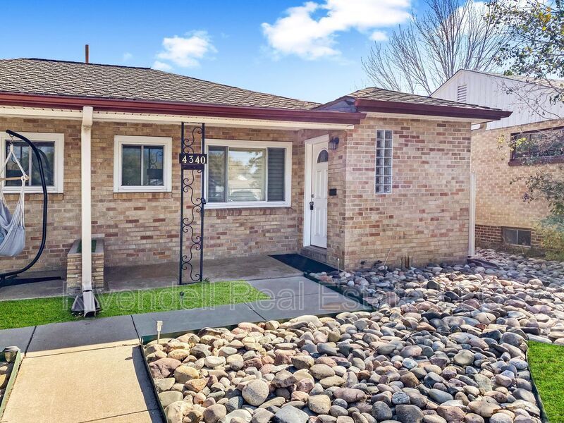 4340 S St, Englewood, CO 80110 Condo for Rent in Englewood, CO