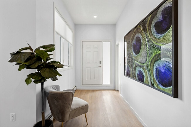 Building Photo - Springbank Hill Estates