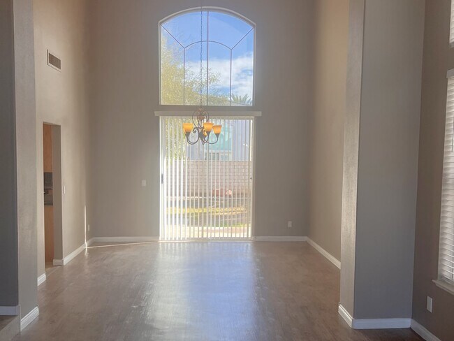 Building Photo - 2506 Serenity Ct