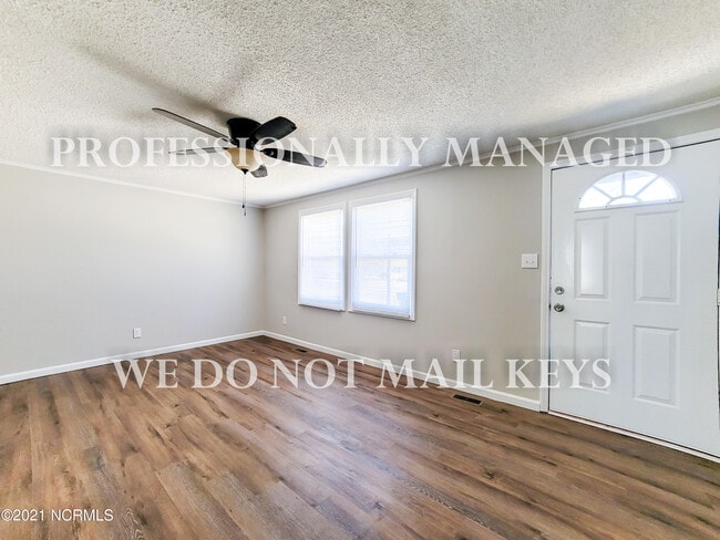 Building Photo - 114 Arrowood Dr