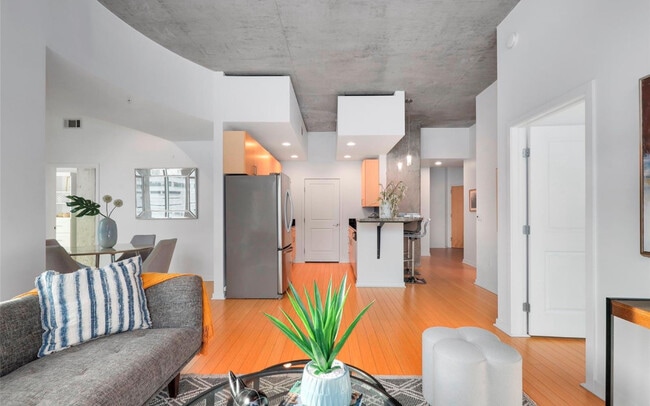 Foto del edificio - 1700 Bassett St