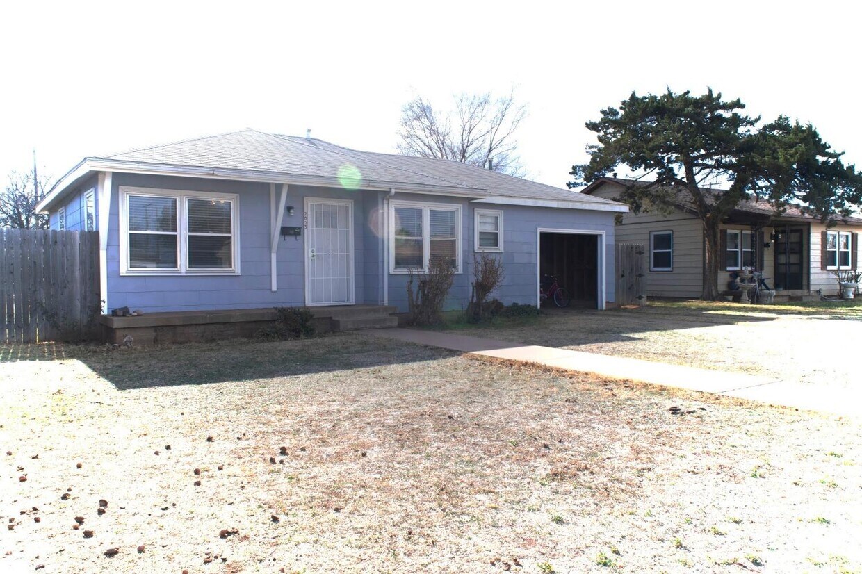 Foto principal - 2023 63rd St