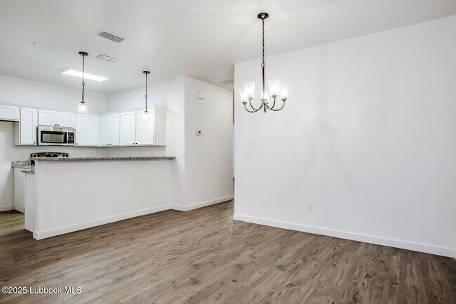 Building Photo - 2543 138th St