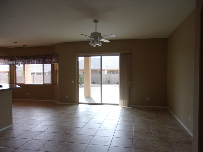Foto del edificio - 6175 Belton Lane