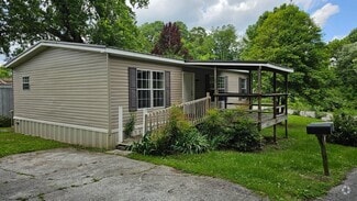 Building Photo - 246 Dairy Cir