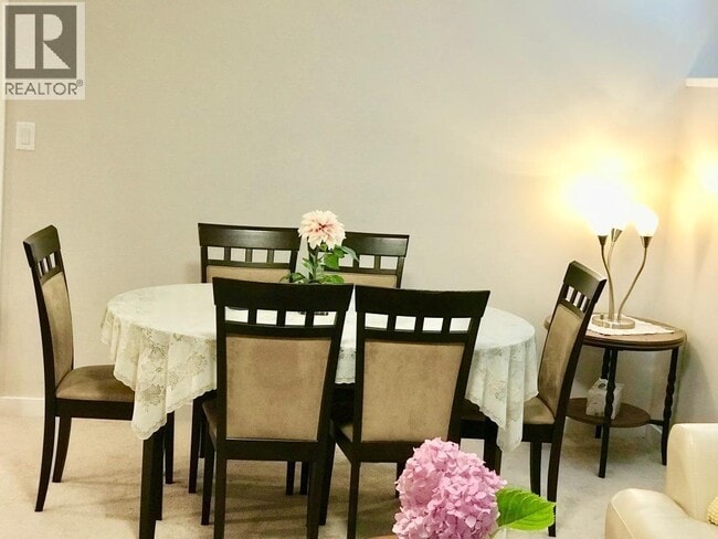 Photo du bâtiment - 6486 Bruce St