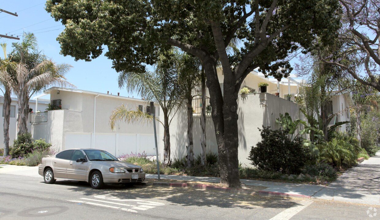 Foto principal - 501 Walnut Ave
