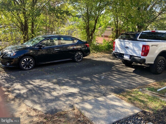 Foto del edificio - 375 Heckler St