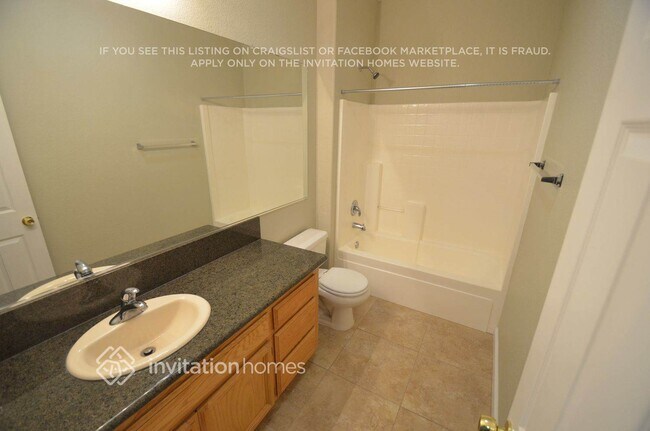 Building Photo - 573 Davenport Way