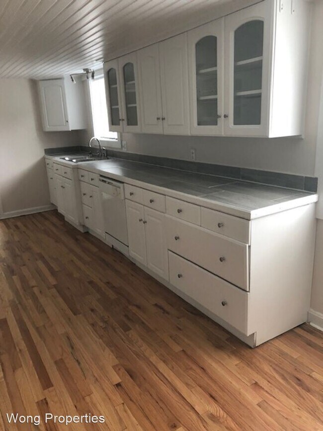 Building Photo - 4 br, 3.5 bath House - 8921 W Radcliff Pla...