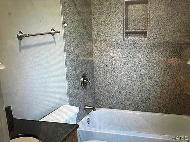 Foto del edificio - 7359 Balson Ave