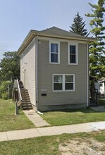 Building Photo - 2532 S Hanna St