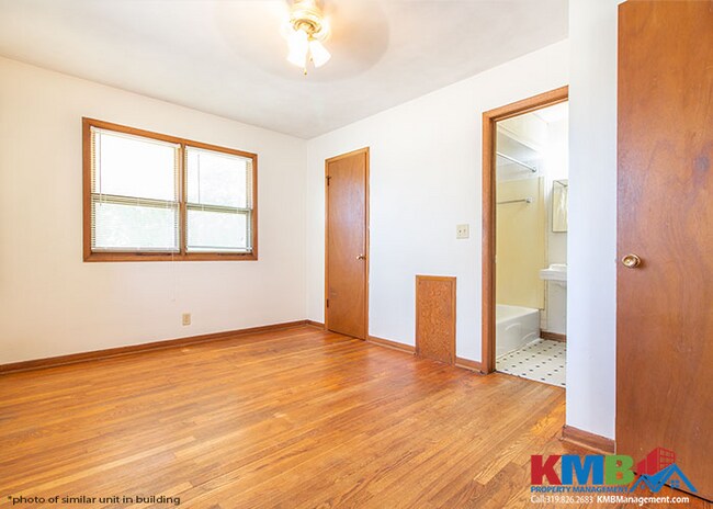 Building Photo - 307 30th Street Dr SE