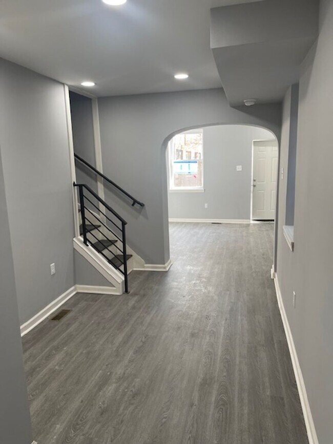 Foto del edificio - Anika Homes 3 Bedroom