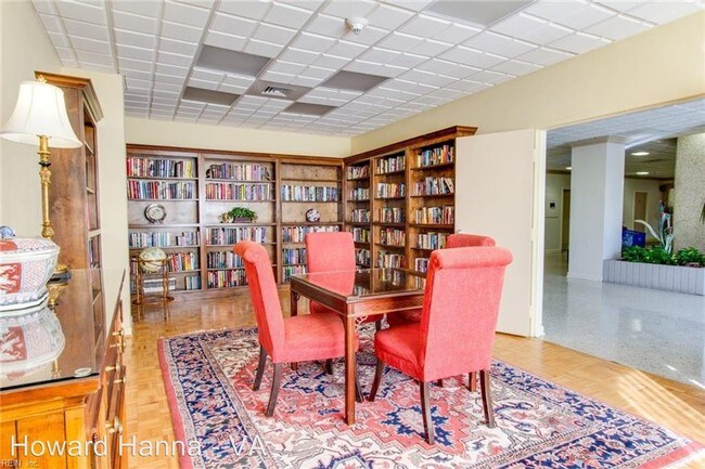 Foto del edificio - 2 br, 2 bath House - 7320 Glenroie Ave  #3E