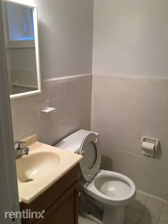Building Photo - 1 br, 1 bath  - 461 Washington St