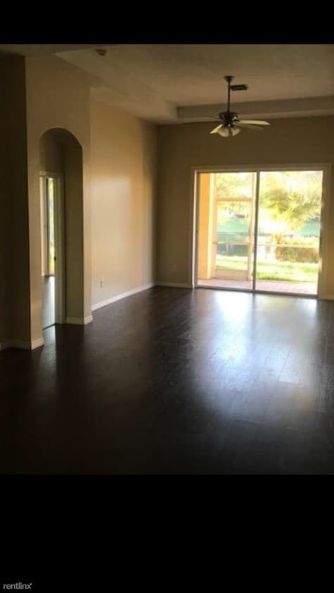 Primary Photo - 220 Seminole Lakes Dr