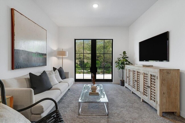 Building Photo - Lakewood Village