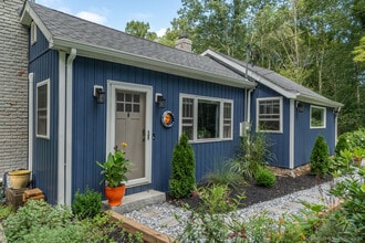 Building Photo - 32 Twin Bridge Rd