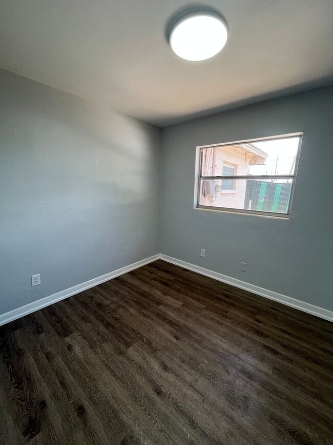 Building Photo - 1020 Pisgah Pl