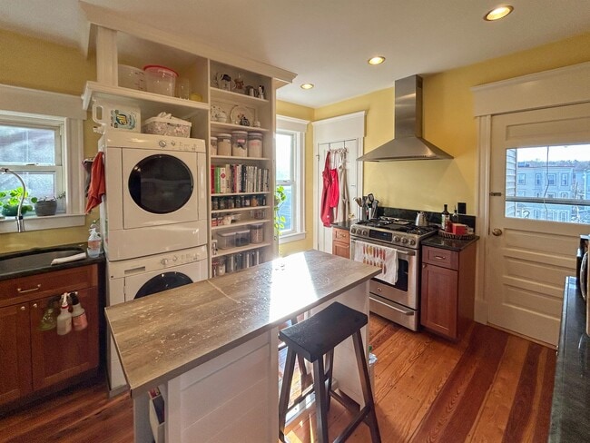 Photo - 25 Boynton St Townhome