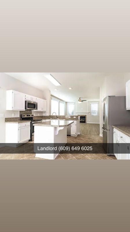 Foto del edificio - 17311 Commons Crossing Dr