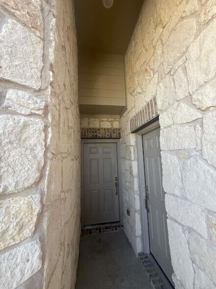 Foto del edificio - 18030 Prairie Falcon Wy