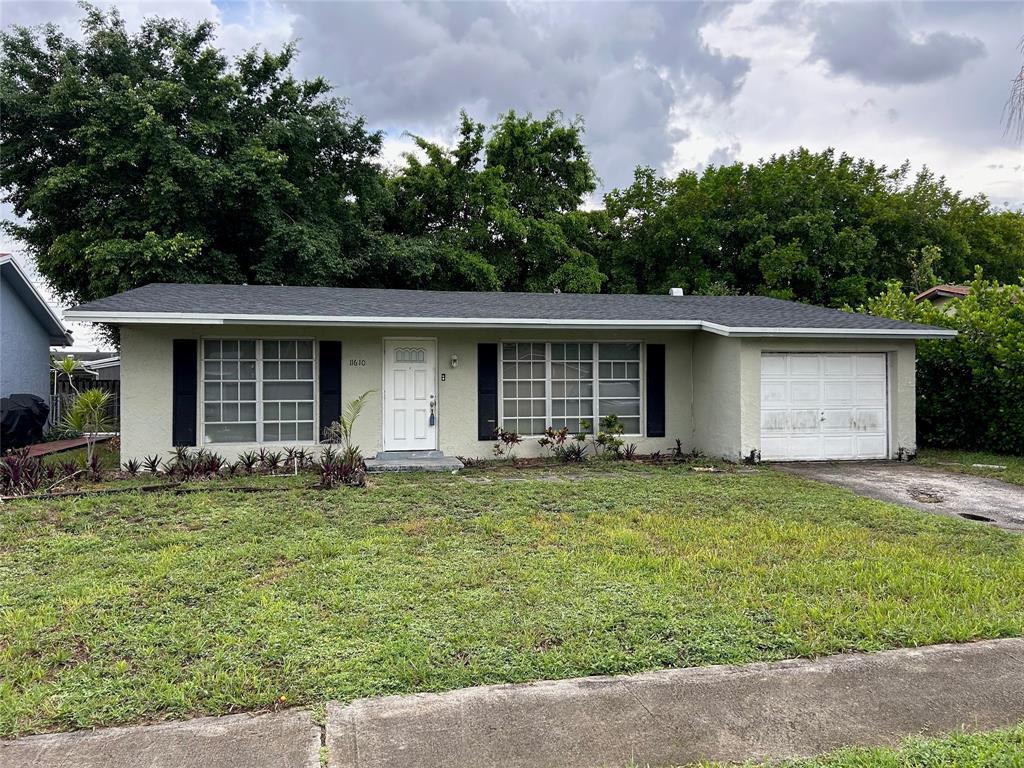 Primary Photo - 11610 NW 33rd St
