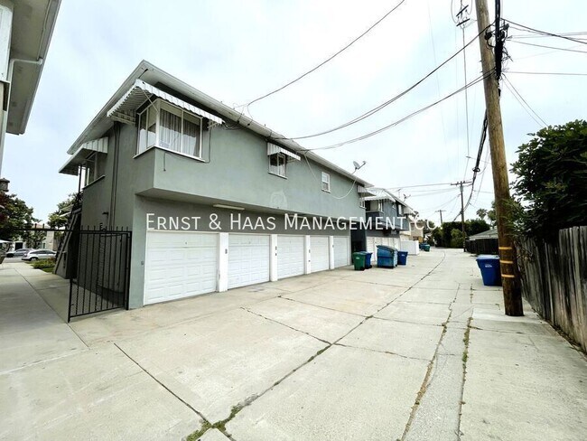 Photo - 640 E Carson St Apartment