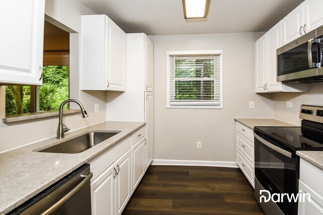 Building Photo - 1043 Dogwood Pl, Marietta, GA 30062