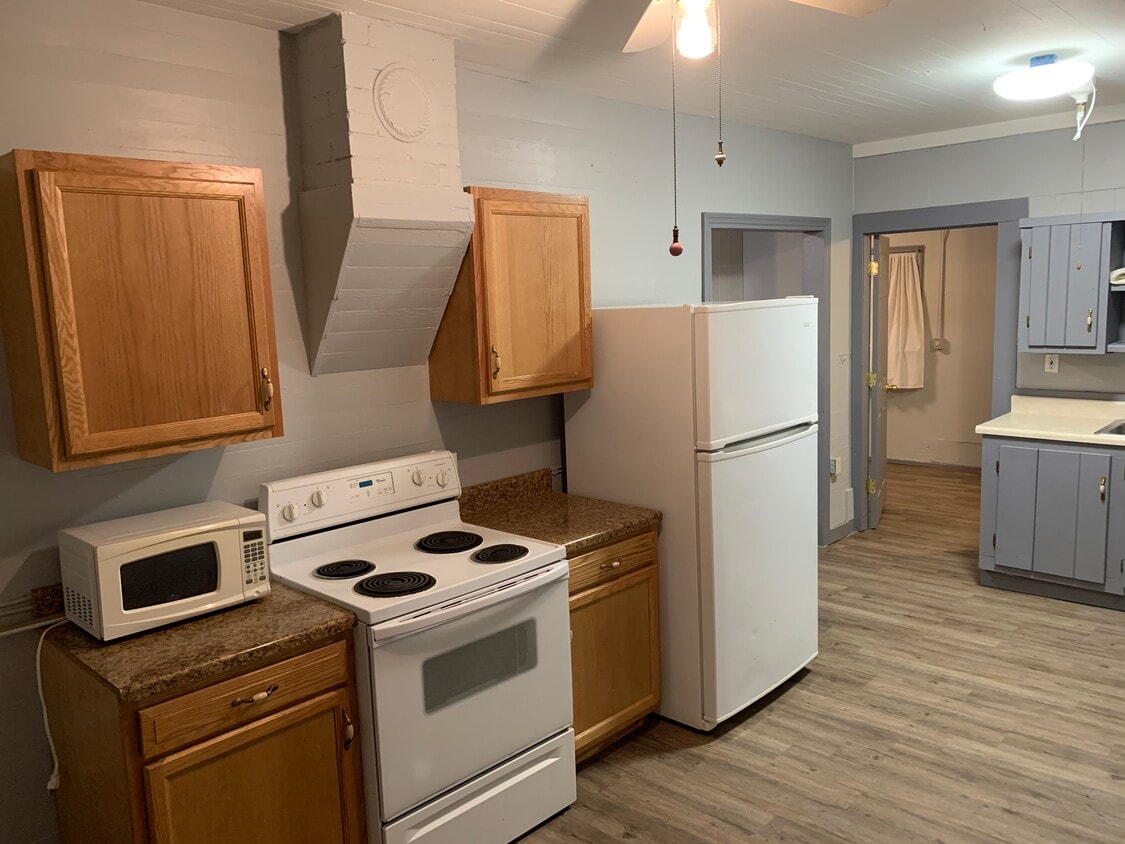 Primary Photo - Apartment 09