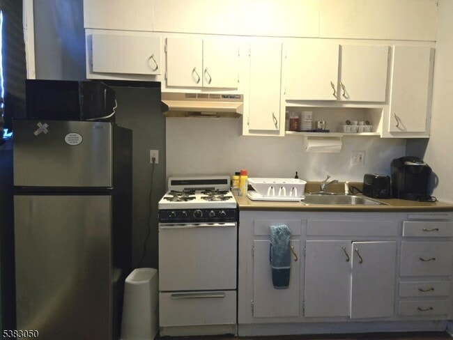 Foto del edificio - 526 Valley Brook Ave