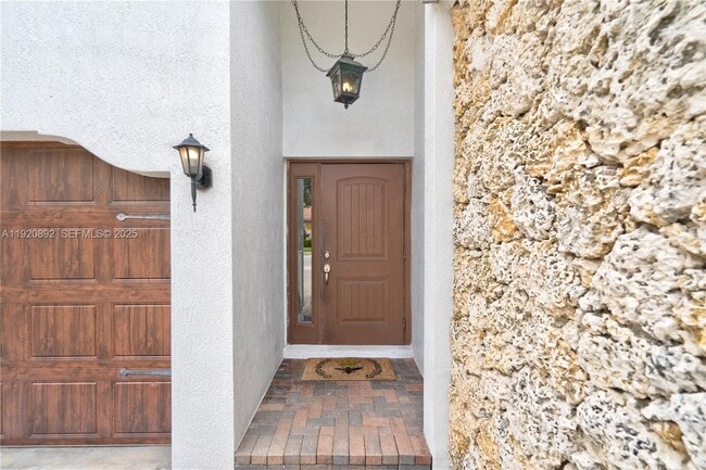 Foto del edificio - 1023 NW 100th Ave