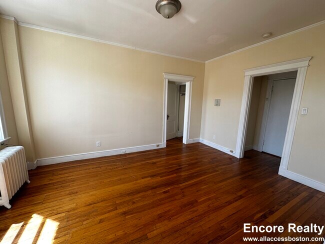 Foto del edificio - 4 Ransom Rd