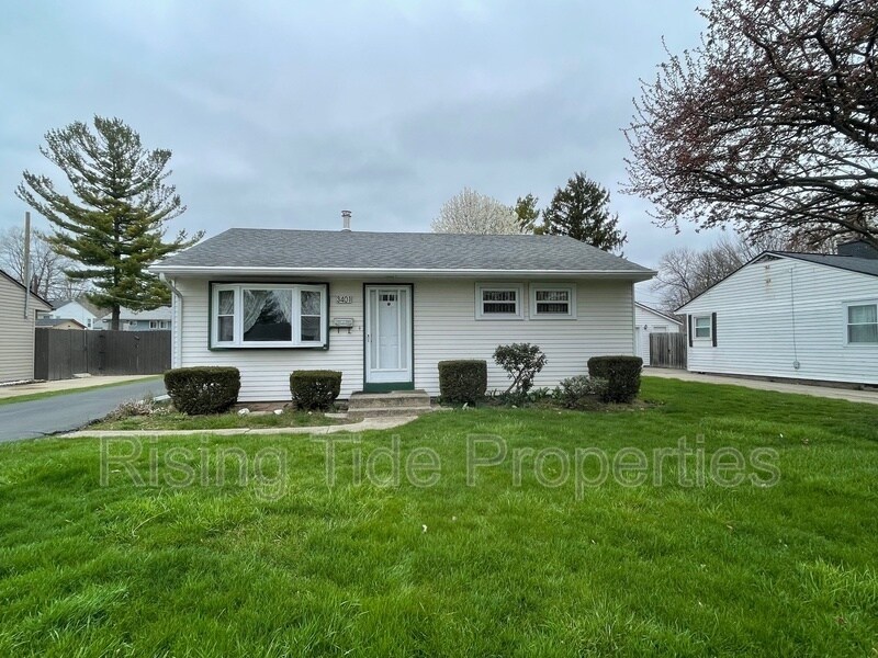 Primary Photo - 3401 Valleywood Dr