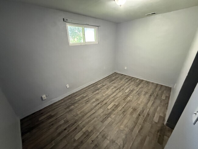 Foto del edificio - 1296 Preston St