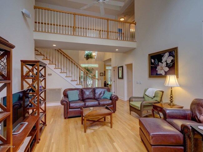 Building Photo - 7105 Sea Bass Dr