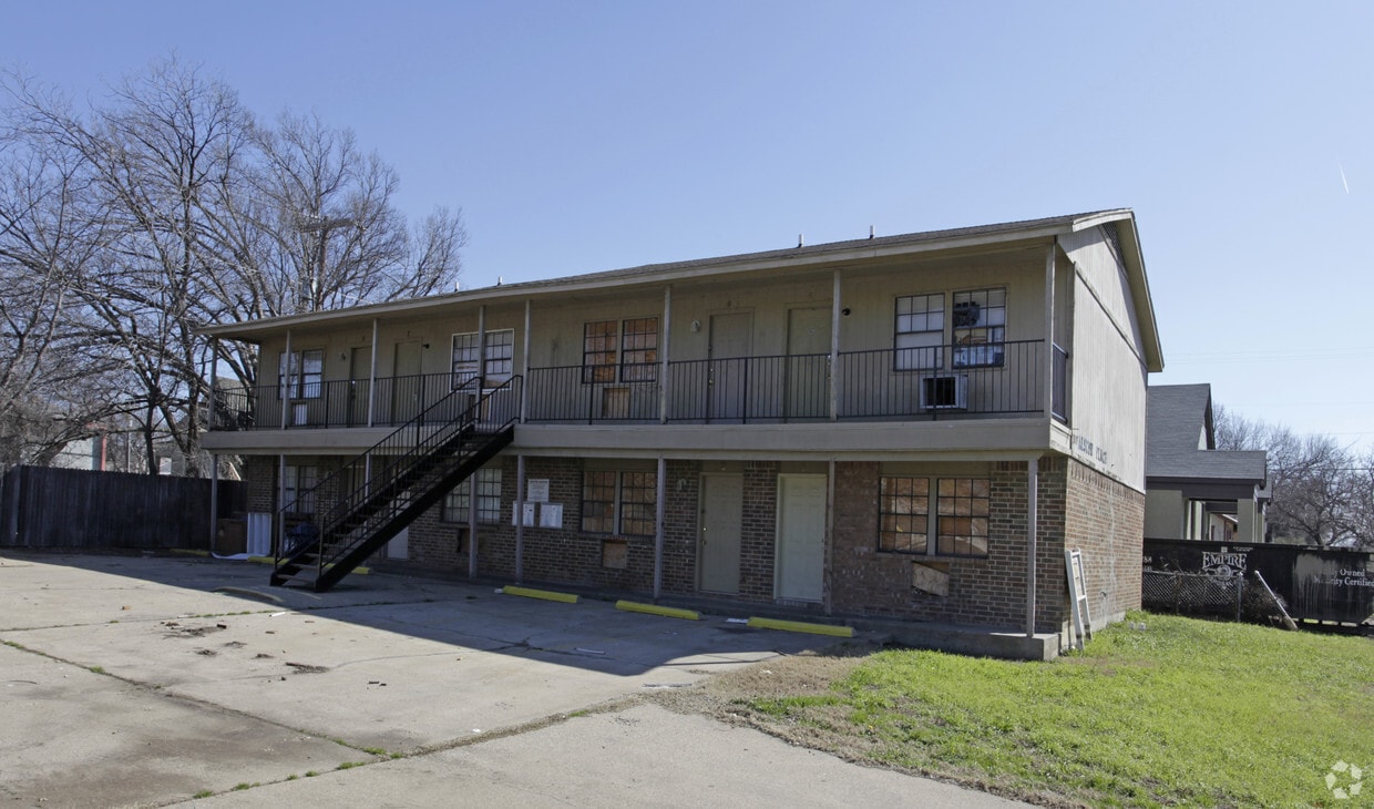 1317 Alston Ave, Fort Worth, TX 76104 Apartments in Fort Worth, TX