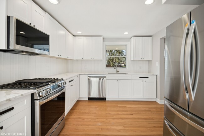 Building Photo - 1426 Olive St