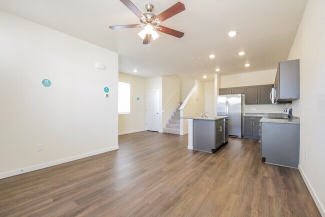 Foto del edificio - 13471 Oneida Ln