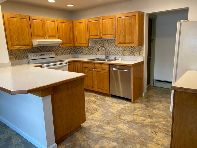 Foto del edificio - 601 Parkhill Dr