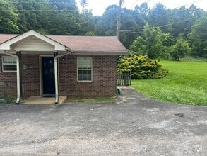 Building Photo - 2101 Marbleton Rd