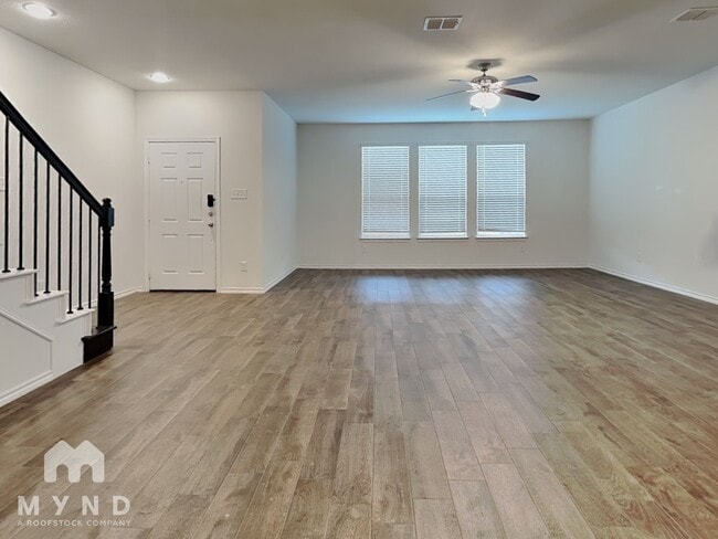 Building Photo - 426 Milverton Dr