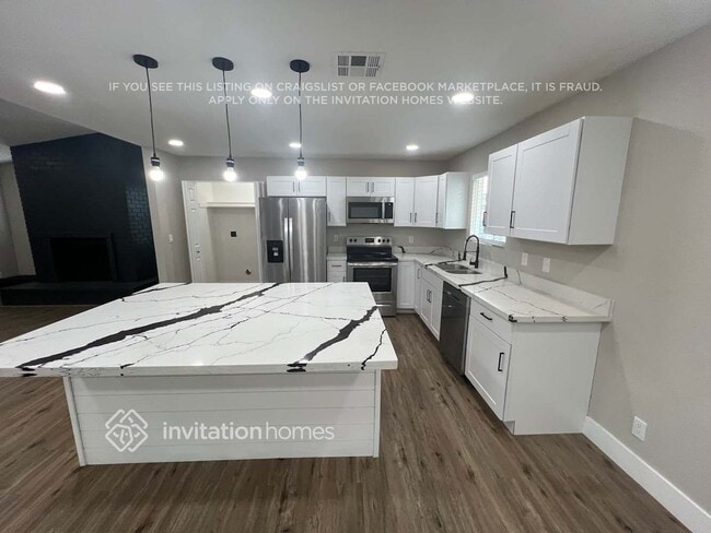 Foto del edificio - 1014 S Nina Cir