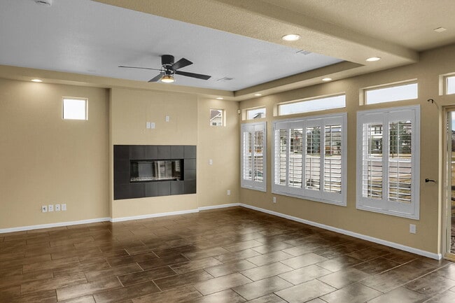 Building Photo - $2,500 - 4 Bed, 3.5 Bath Home in CO Springs with Great Community Amenities!