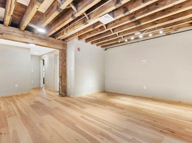 Building Photo - 58 13th St