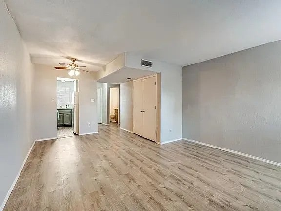 Building Photo - 7500 Chapin Rd