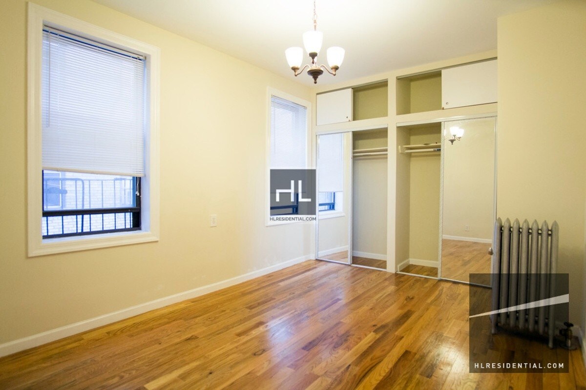 Building Photo - 622 Ocean Pkwy