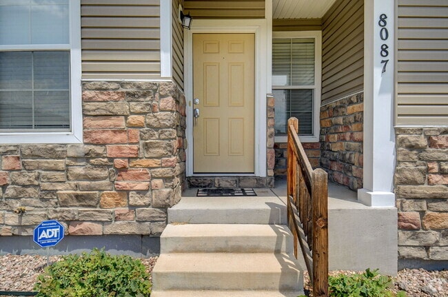 Building Photo - Minutes from Military Bases – Well-Maintai...