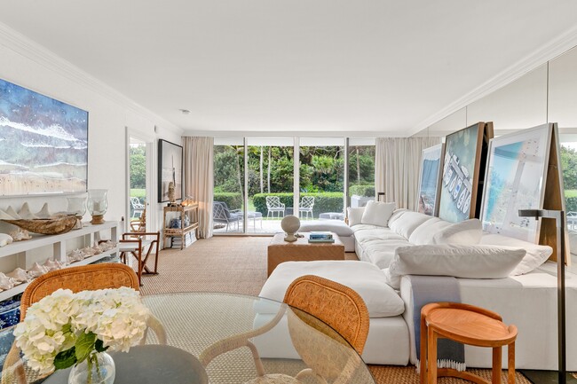 Building Photo - 2774 S Ocean Blvd